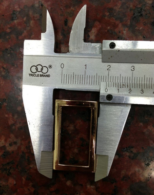 فلزی نوار تر و تمیز برای پوشاک و 1.9cm کمربند مد X 3.2cm