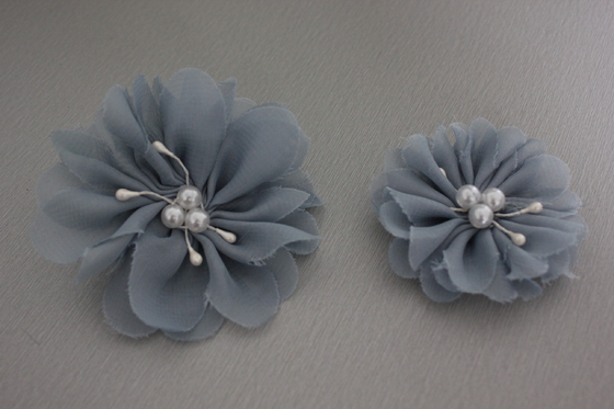 خاکستری مصنوعی گل خوشه، گل پارچه ای Corsages سازگار با محیط زیست بافته شده